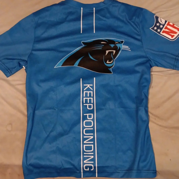 NEW CAROLINA PANTHERS T-SHIRT SZ M - Picture 2 of 2